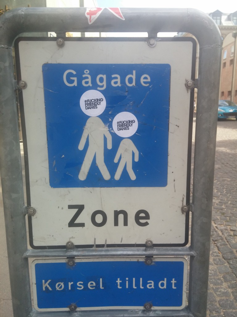 Fuckingfriendlydanes - gågade
